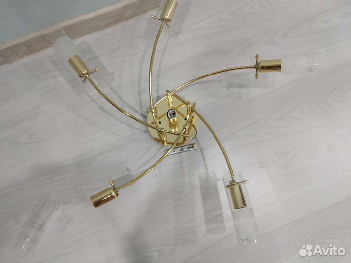 Люстра потолочная