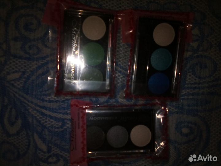 Тени для век в ассортименте