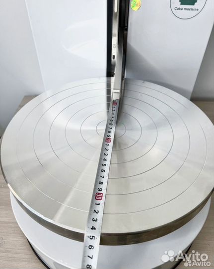 Машина для выравнивания тортов вналичии