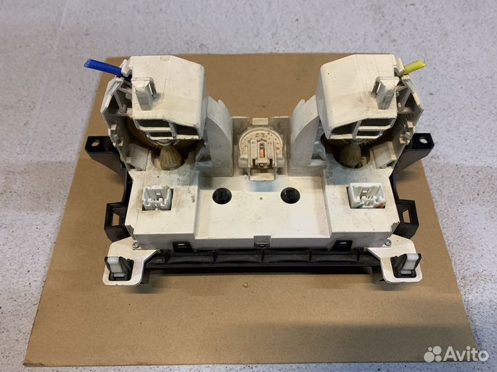 Блок управления печкой Mazda 3 BL