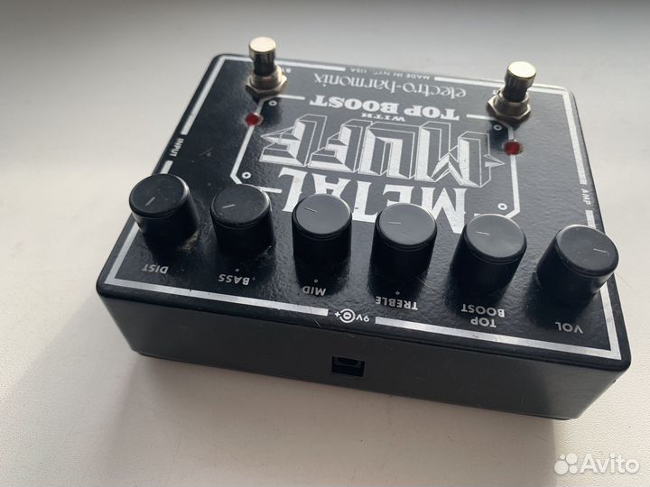 EHX Metall Muff top bust