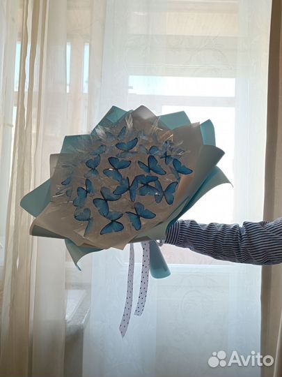 Букет на праздник из бабочек