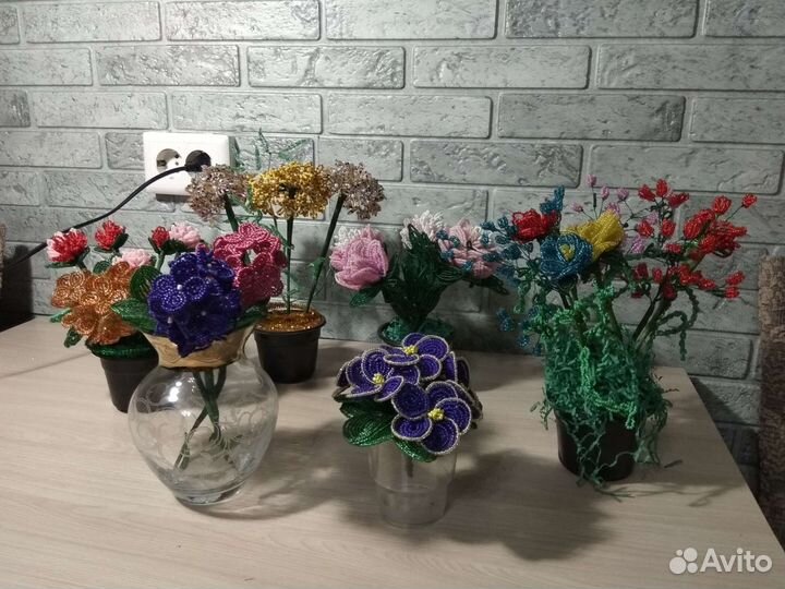 Цветы из бисера