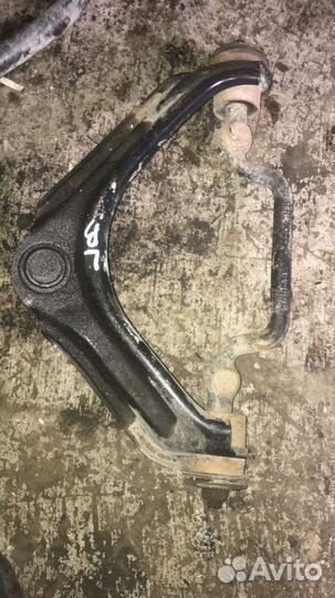 Рычаг передний верхний левый для Ford America Expl