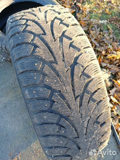 Hankook Winter I'Pike 215/55 R17