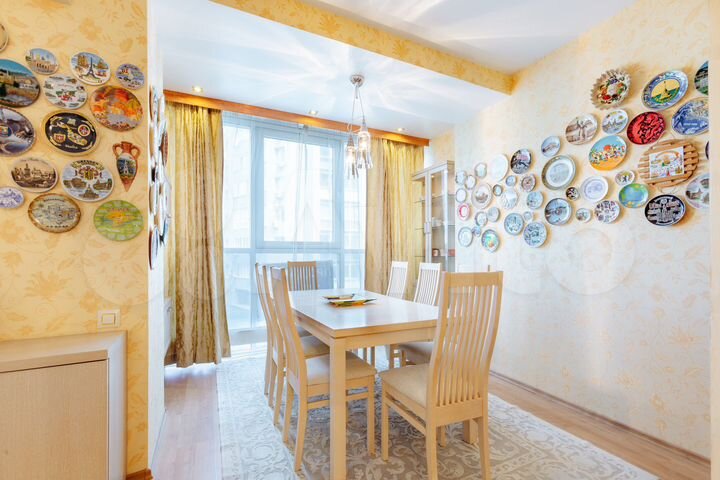 5-к. квартира, 145,7 м², 2/9 эт.