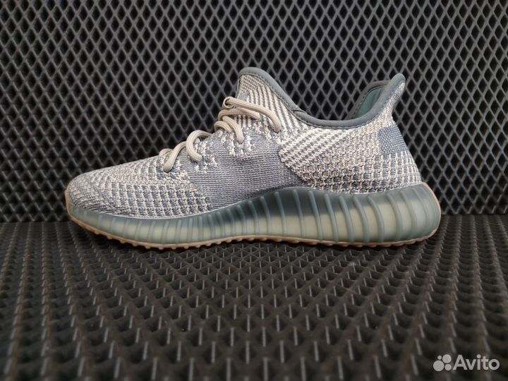 Кроссовки Adidas yeezy boost 350