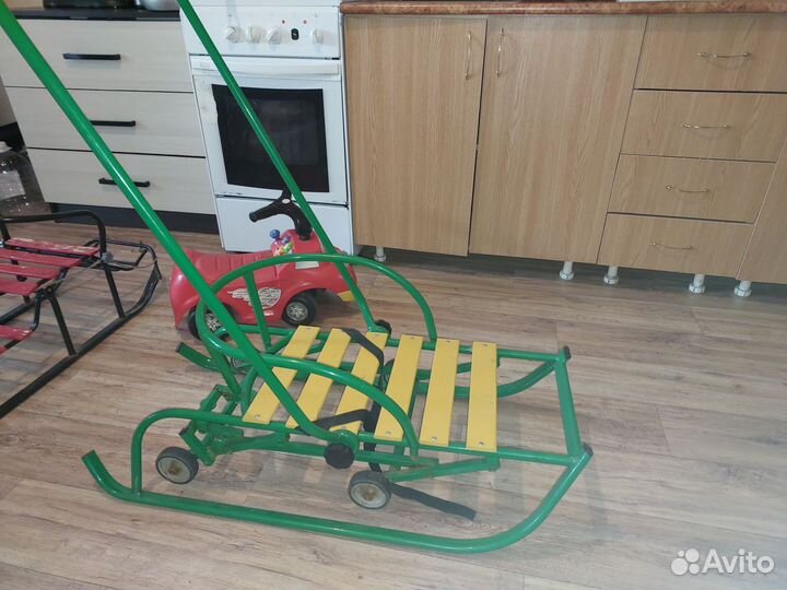 Санки на колесах