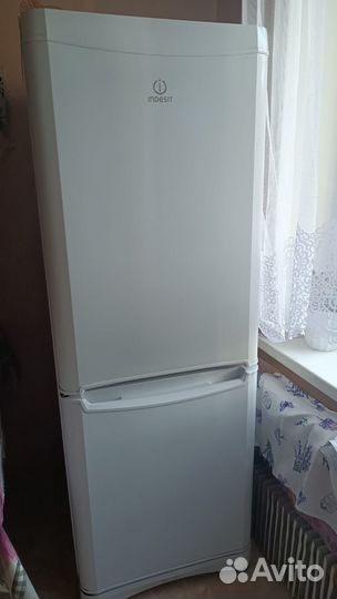 Продам холодильник б/у