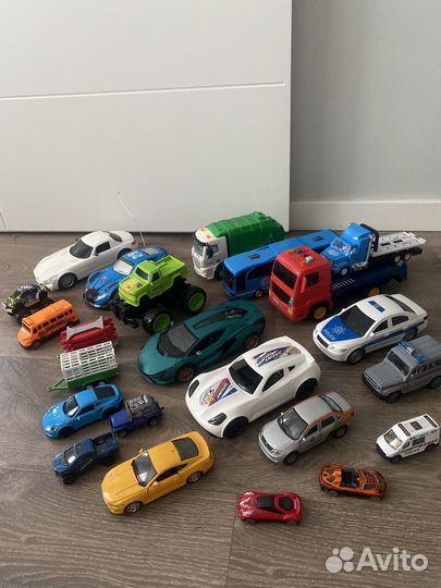 Машинки игрушки