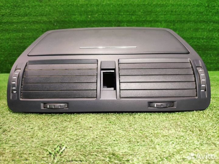 Центральный дефлектор воздуховод Skoda Octavia A5