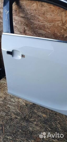 Дверь передняя правая Opel Insignia 2008-2017