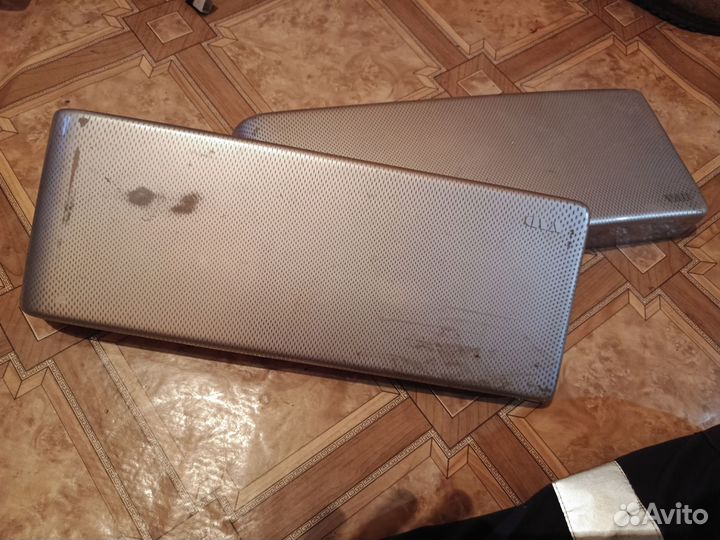 Крышка на заднюю фару