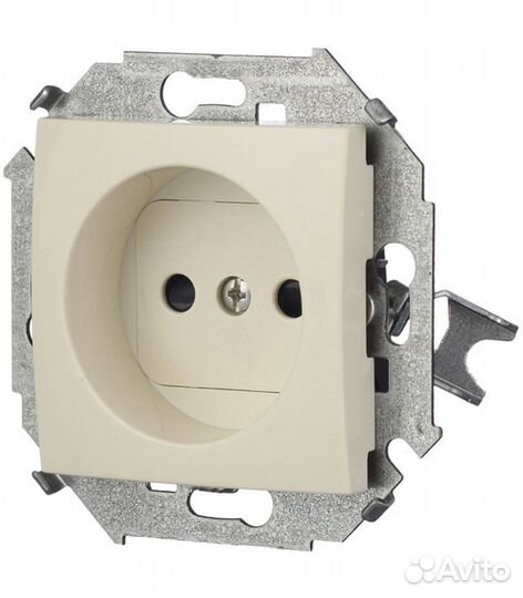 Розетка 1591444-031 скрытая установка слоновая кос