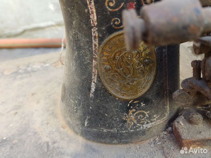 Швейная машинка