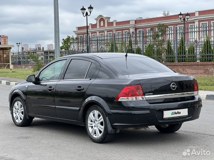 Opel Astra 1.6 МТ, 2014, 138 700 км