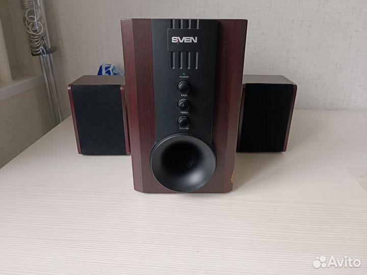 Компьютерные колонки 2.1 sven