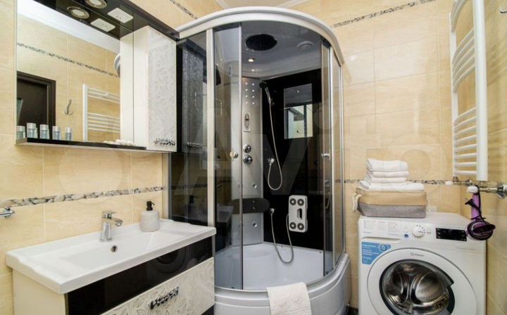 Комната 18 м² в 2-к., 35/44 эт.