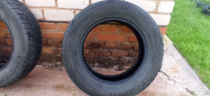 Cooper Discoverer ATS 235/65 R17 104T