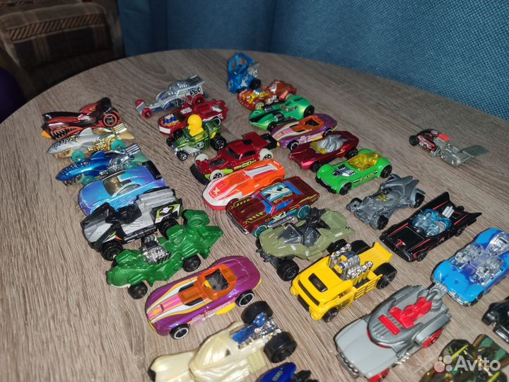 Hot wheels машинки