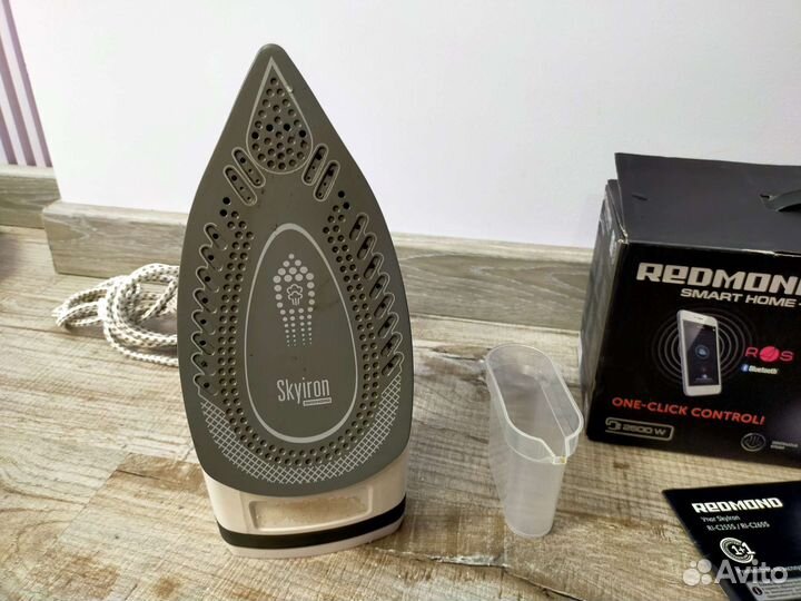 Утюг redmond 265s