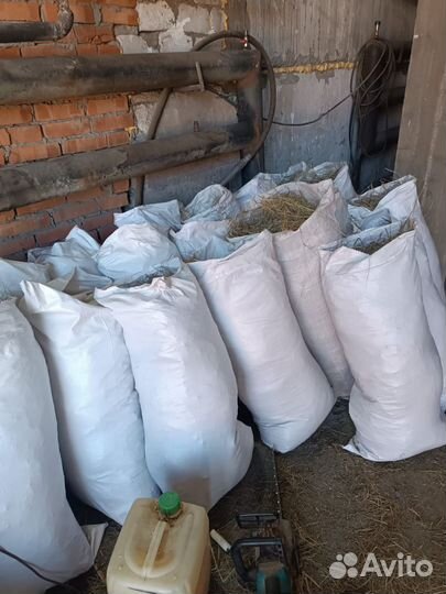 Сено мягкое в мешках