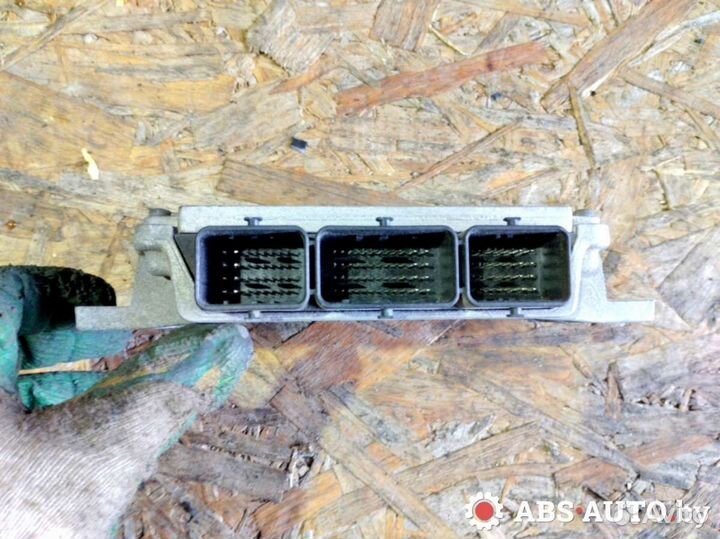 Блок управления двигателем Peugeot 607