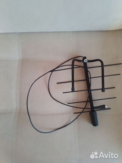 Антенна для тв комнатная