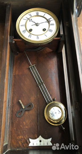 Старинные настенные антикварные часы с боем GB