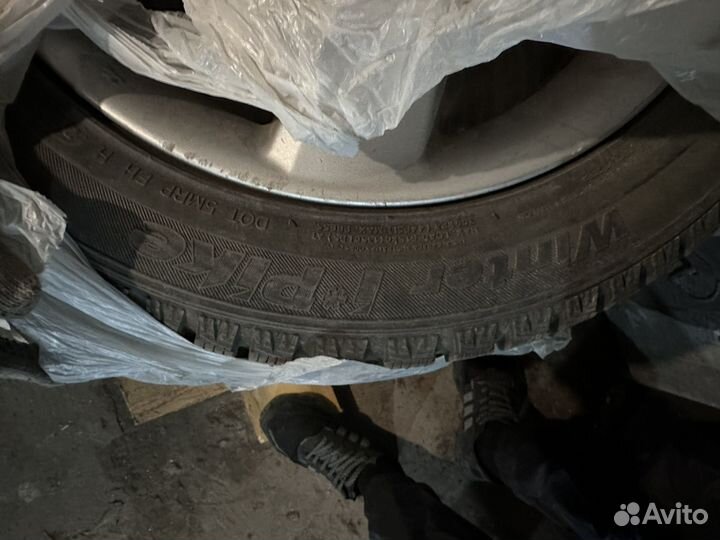 Литье на зимней резине р16