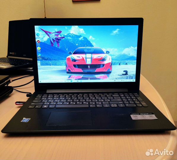 Ультрабук Lenovo 330/8 Full-HD 4-Ядра/4Gb/128SSD