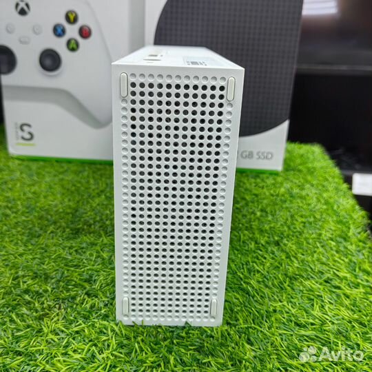 Игровая приставка Microsoft Xbox Series S 512 гб