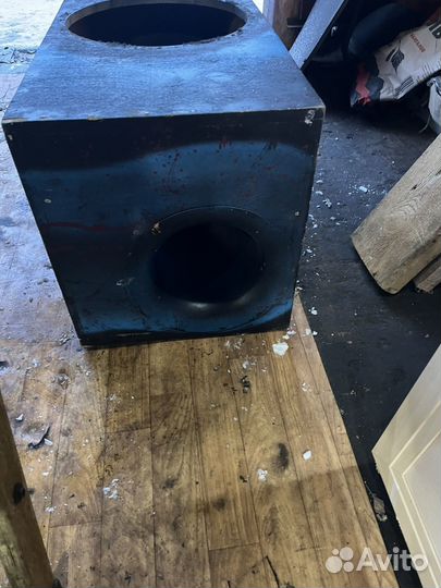 Короб для сабвуфера 15 на трубе