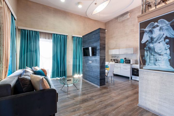 2-к. квартира, 63 м², 10/10 эт.