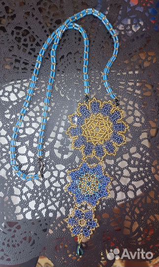 Колье из бисера ручной работы