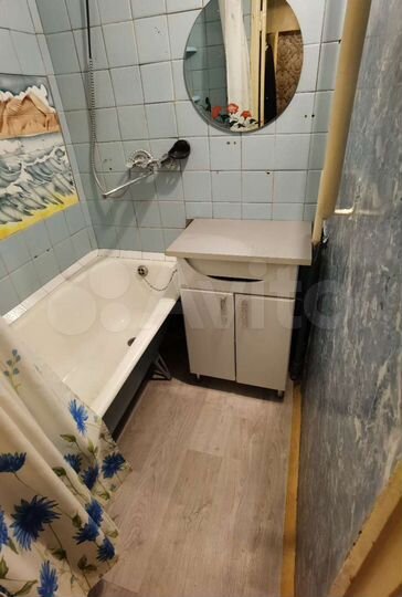 2-к. квартира, 43 м², 8/9 эт.