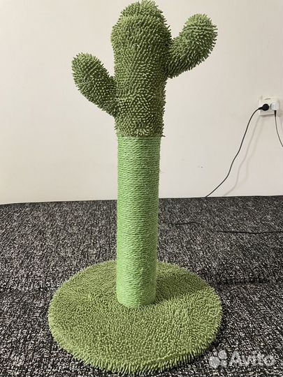 Когтеточки и лежанки для кошек