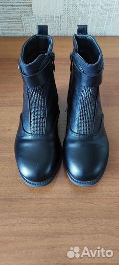 Ботинки демисезонные для девочки 29 размер