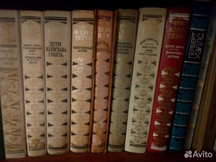 Книги, учебники