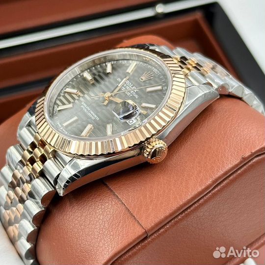 Часы Rolex Datejust 41mm Grey Two-Tone Dial