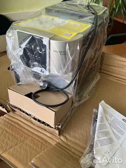 Кофемашина delonghi magnifica 220.30