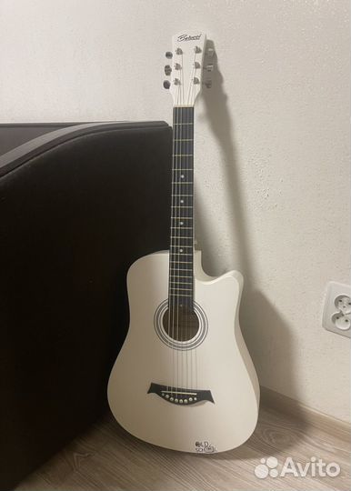 Акустическая гитара