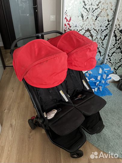 Коляска для двойни mountain buggy duo