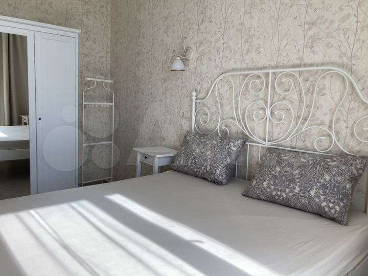 2-к. квартира, 90 м², 5/14 эт.