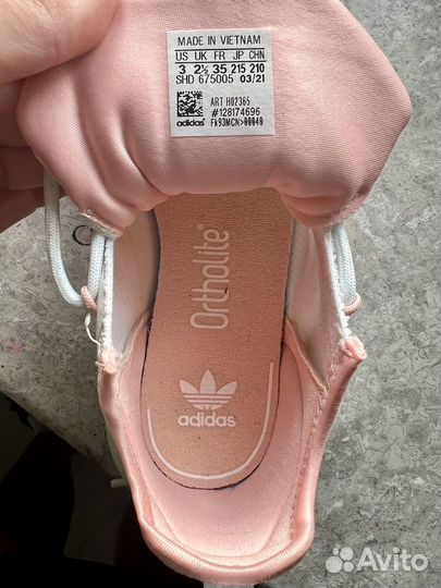 Кроссовки женские adidas 35 размер