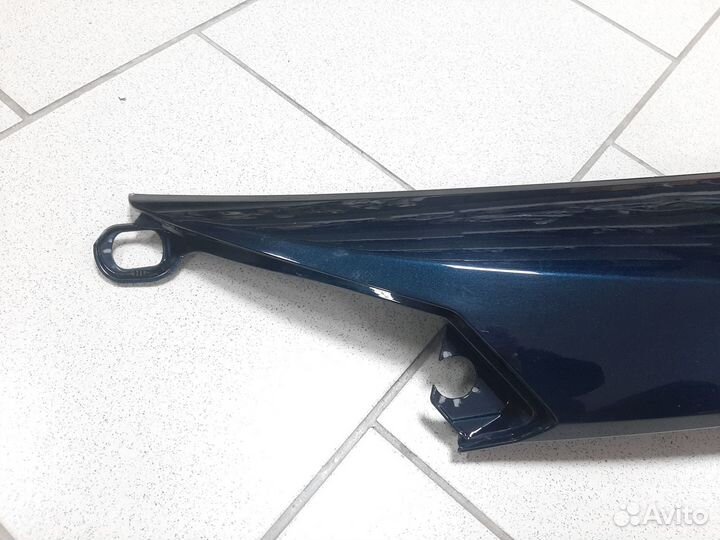 Накладка багажника в сборе toyota Rav4 40 2015-19