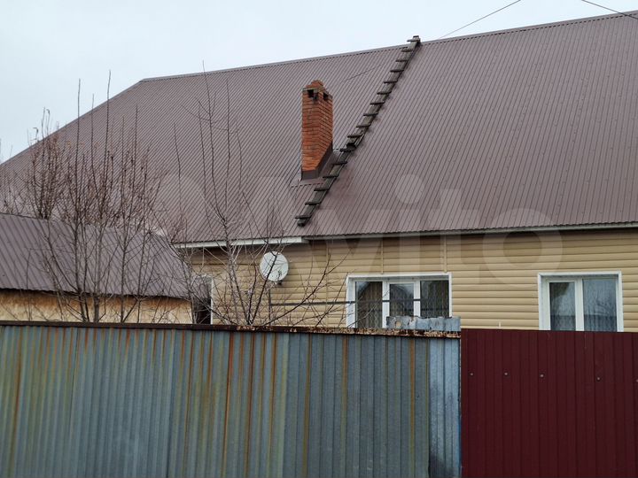 Дом 185 м² на участке 8,5 сот.