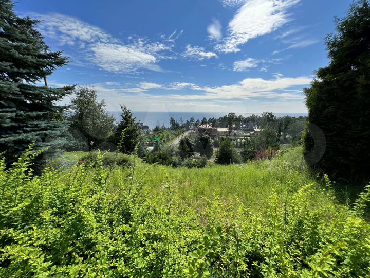 Дом 868 м² на участке 58 сот.