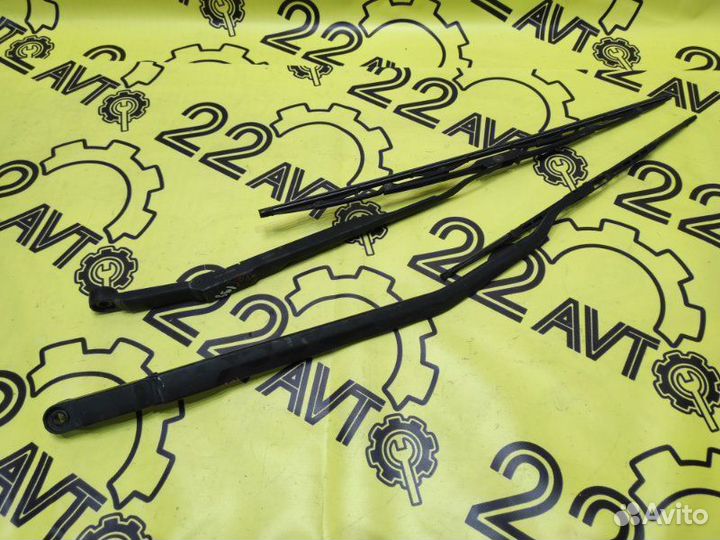 Дворники лобового стекла Nissan Primera TP12