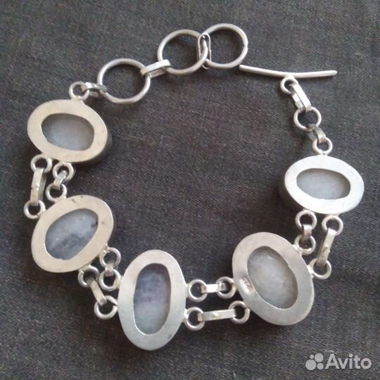 Серебряный браслет с натуральными камнями